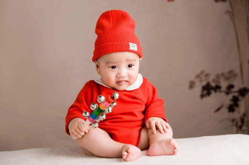 大悟宝宝睡觉头发出汗